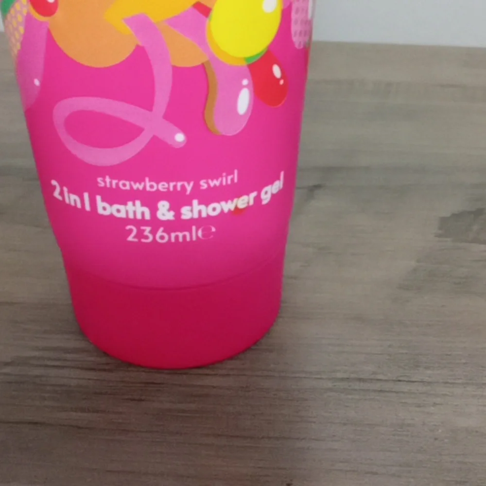 Chupa Chups Strawberry Bath & Shower Gel New